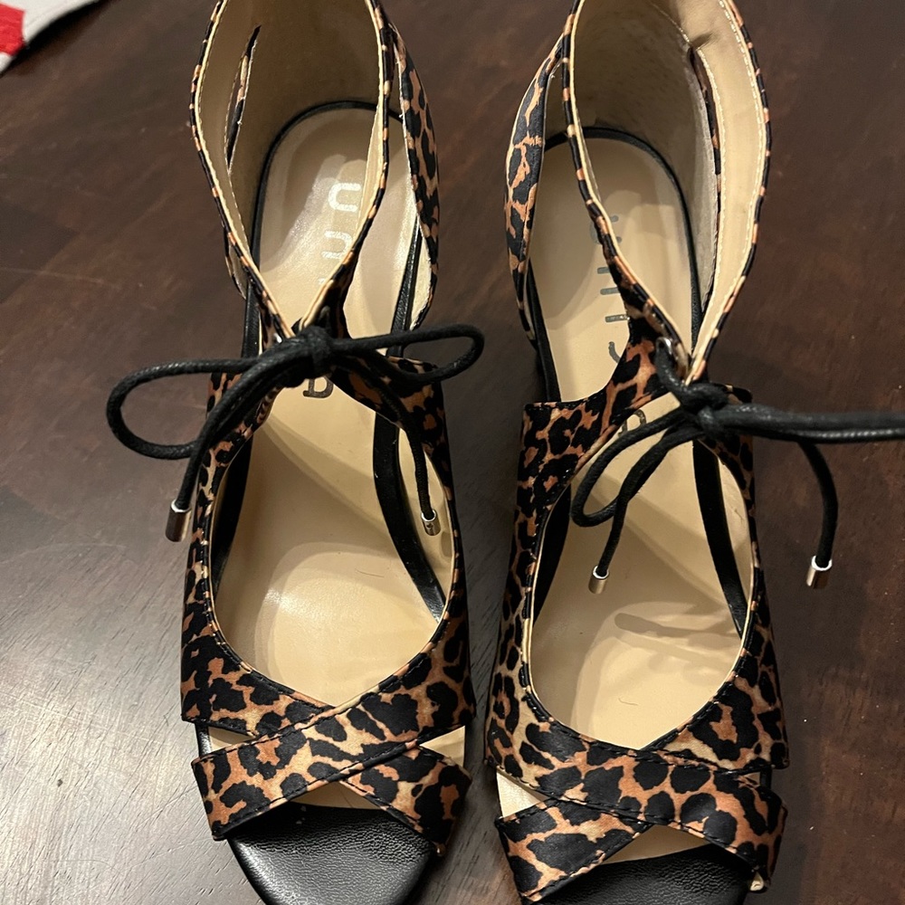 Unisa Miera CUTE leopard print heel! Sz 8 NEW Never worn outside of home, no box